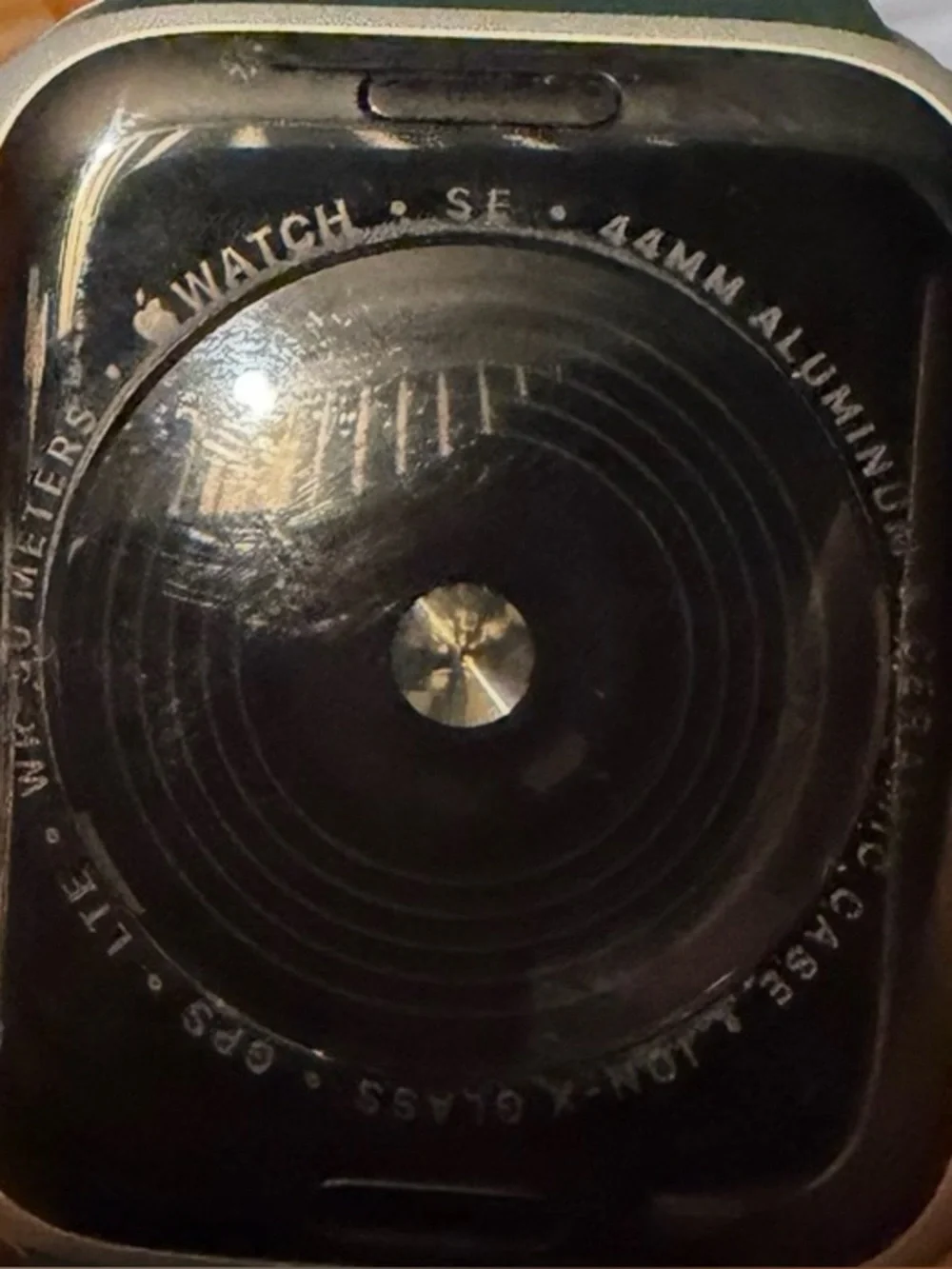 Apple Black Smartwatch SE 44mm (Rear Sensor View)